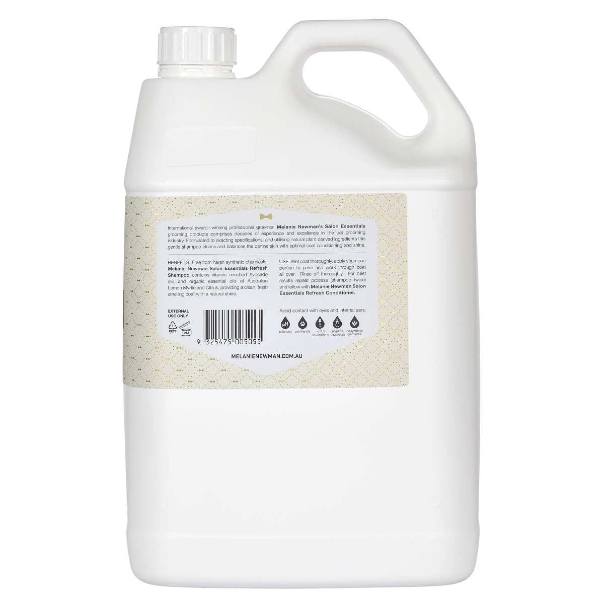 Melanie Newman Salon Essentials | Refresh Dog Shampoo – Melanie Melanie Newman Salon Essentials | Refresh Dog Shampoo – Melanie